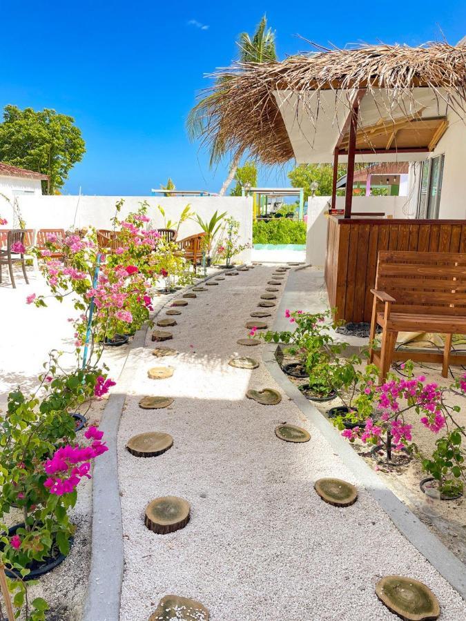 Fatims Beach House Maafushi Εξωτερικό φωτογραφία